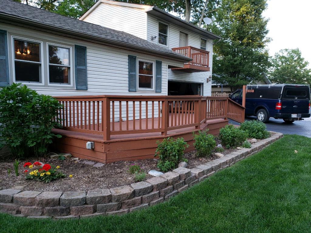 Akron OH front porch and home front entry builder.
